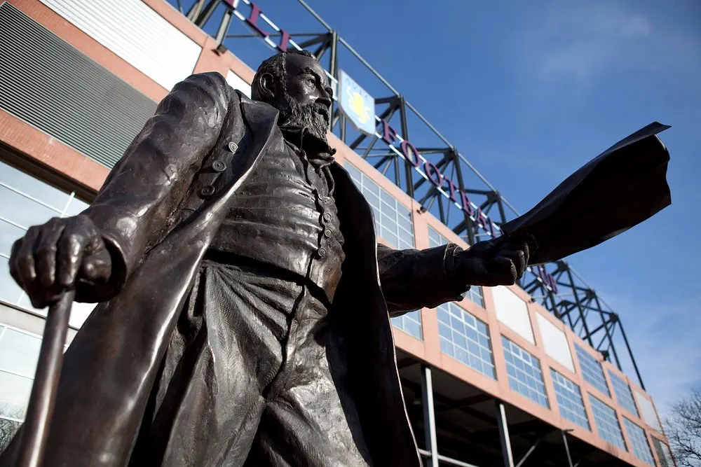 Aston Villa – Villa Park